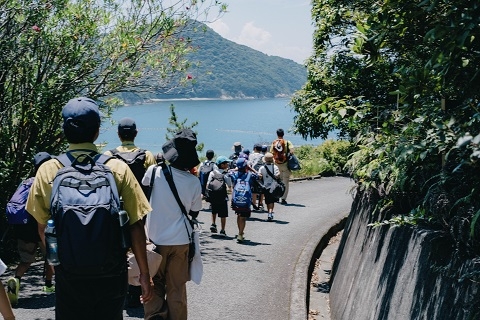 センターまで結構歩く