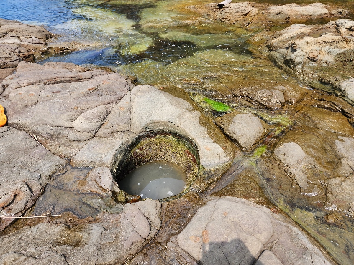 ポットホール(甌穴)